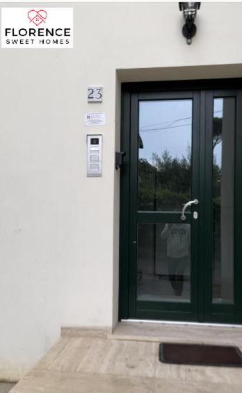 Lella Apartment With Free Parking By Florence Sweet Homes Buitenkant foto