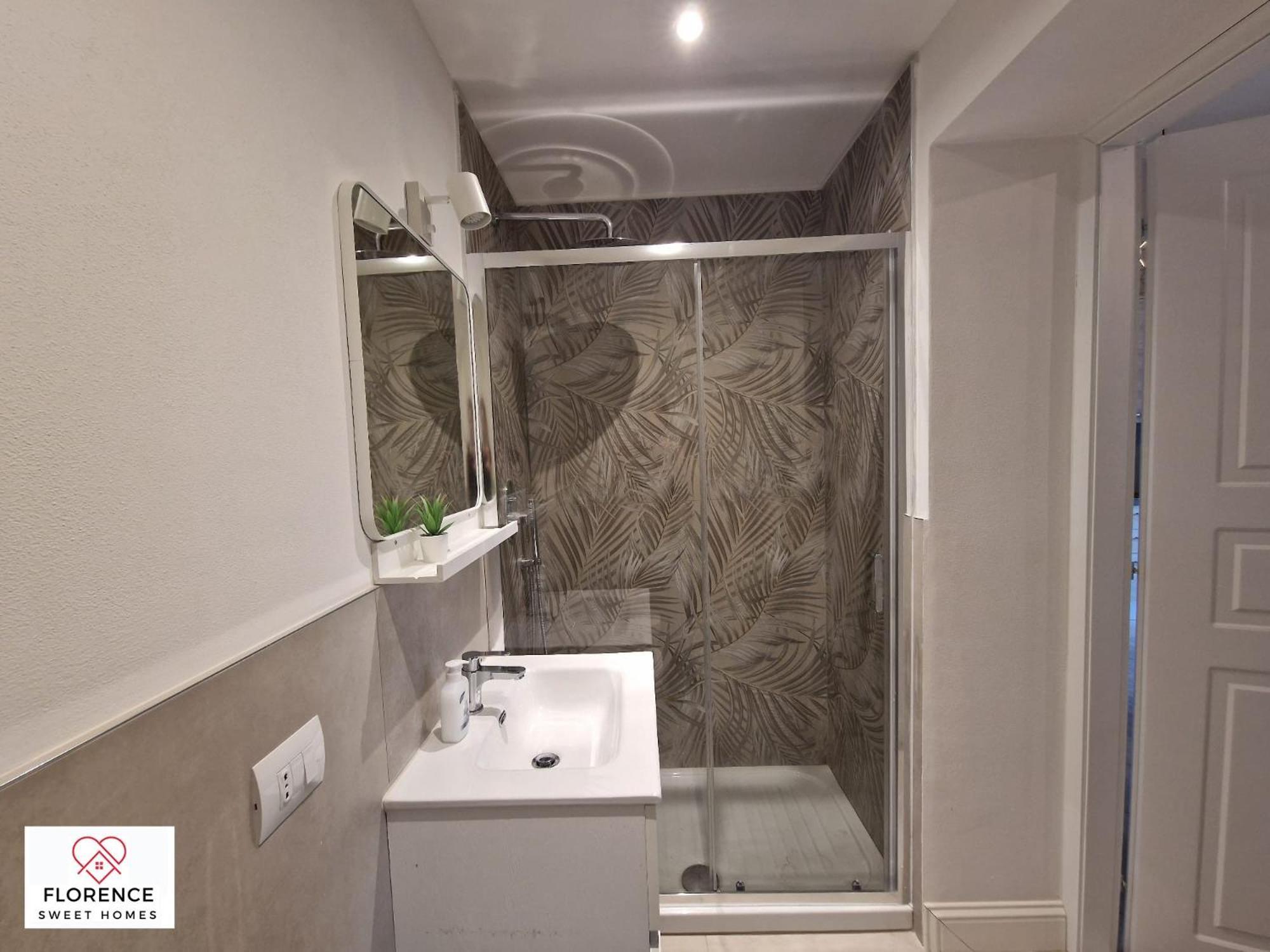 Lella Apartment With Free Parking By Florence Sweet Homes Buitenkant foto